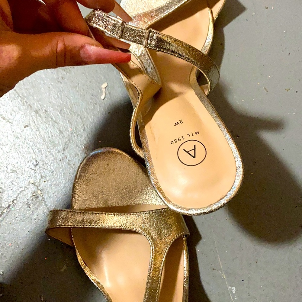 Can you shoes size 9 women’s